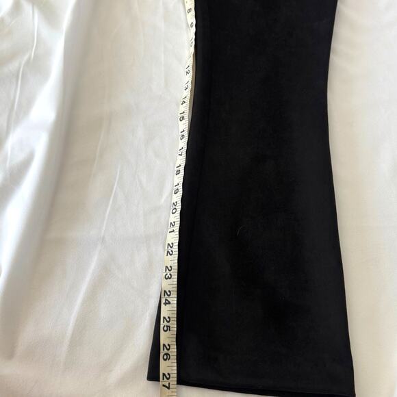 Vineyard Vines Wms Black Faux Suede Kick Flare Ankle Pants Size 10 Made in Italy - Picture 9 of 11